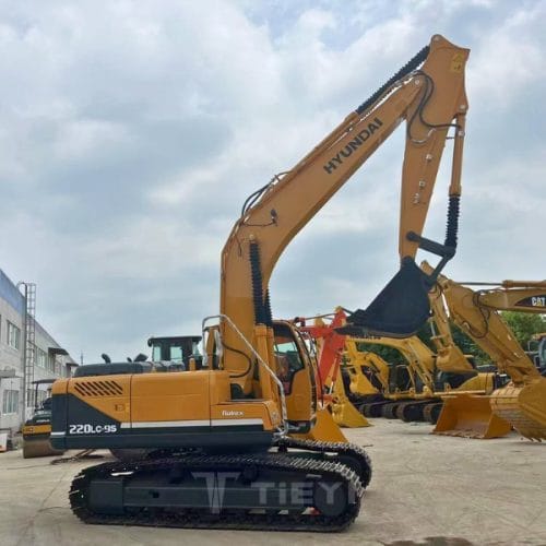 Hyundai R220LC-9S Excavator